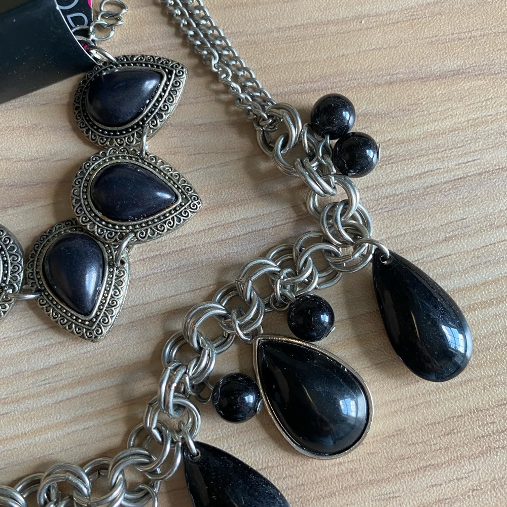 Paparazzi Necklace and Bracelet